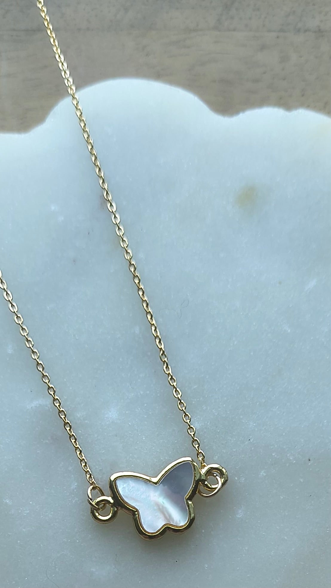 Dainty Pendant Necklace